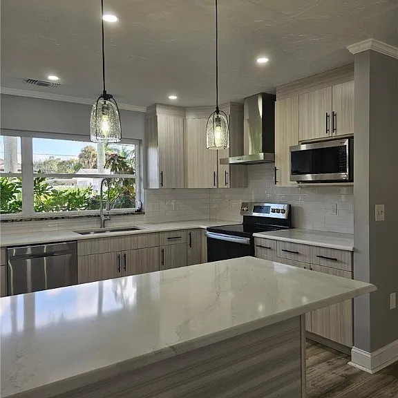 3933 E River Dr — Photo 9