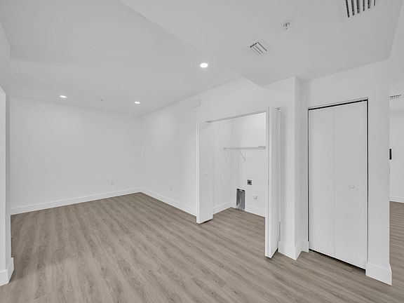 5th image of 275 SW 4th St #120
