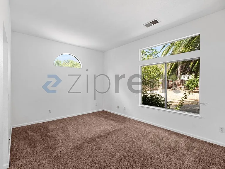 4764 Brookside Cir — Photo 24