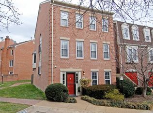 12 S Manchester St, Arlington, VA 22204