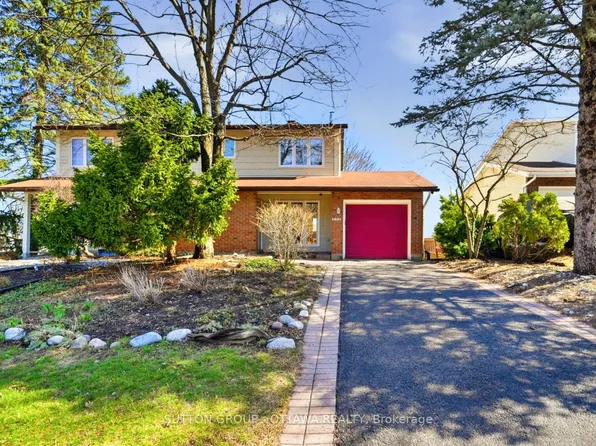 110 Pigeon Ter, Ottawa, ON K1V 9H7
