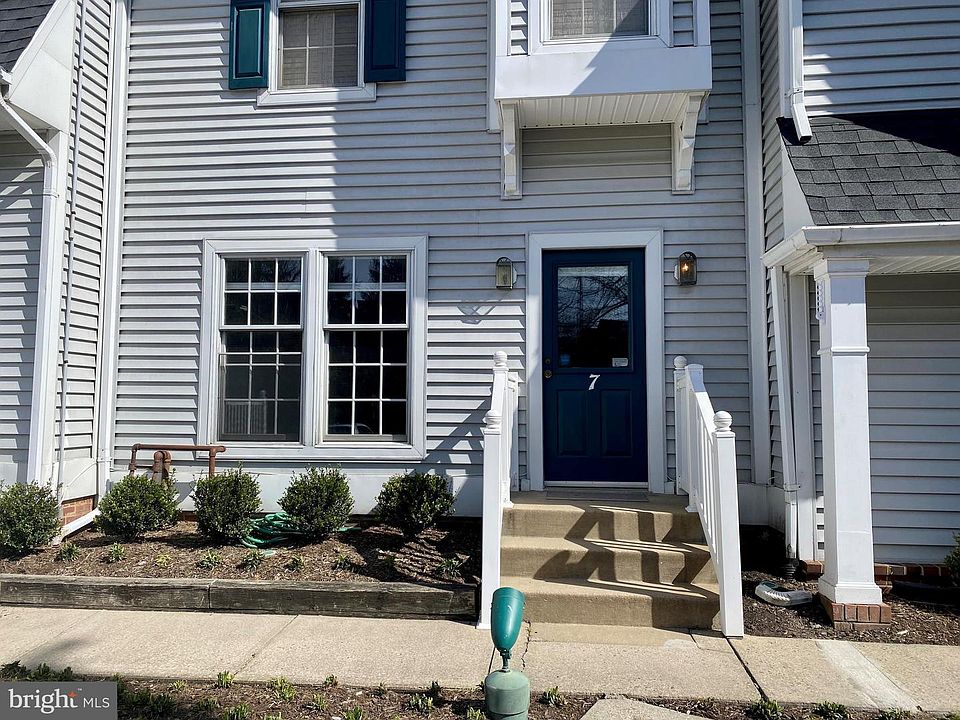 1st image of 4733 Bradley Blvd #7