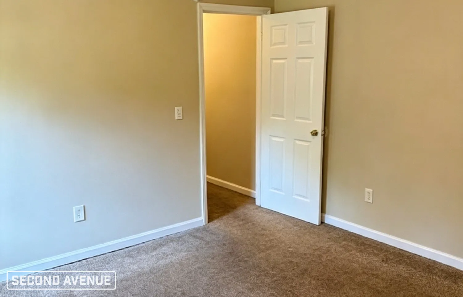 3 bed, 2.0 bath, 1444 sqft, $1,195 — Photo 3