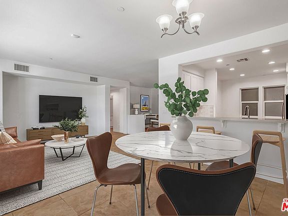 4th image of 7100 Playa Vista Dr APT 123