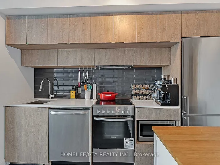 181 Dundas St E #4907 — Photo 8