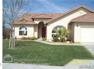 841 Macadamia Ave, Madera, CA 93637