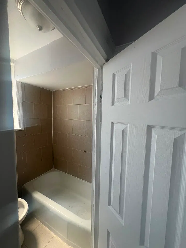 1 bed, $1,699 — Photo 3