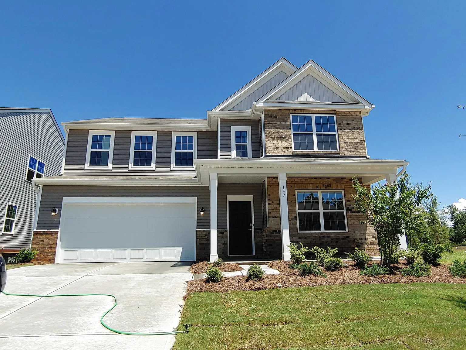 147 Haddonsfield Dr — Photo 1
