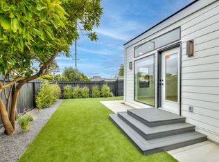 901 S Norfolk St #B, San Mateo, CA