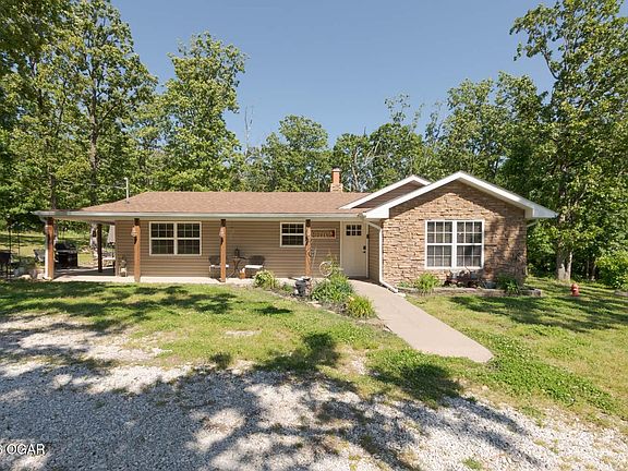 4th image of 8319 SE Prairie Rd