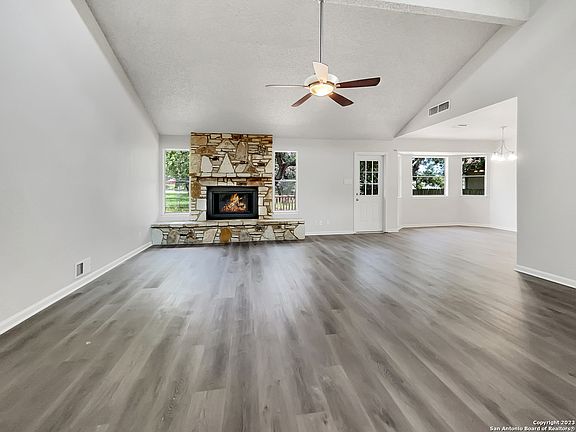 3rd image of 8526 DONEGAL ST
