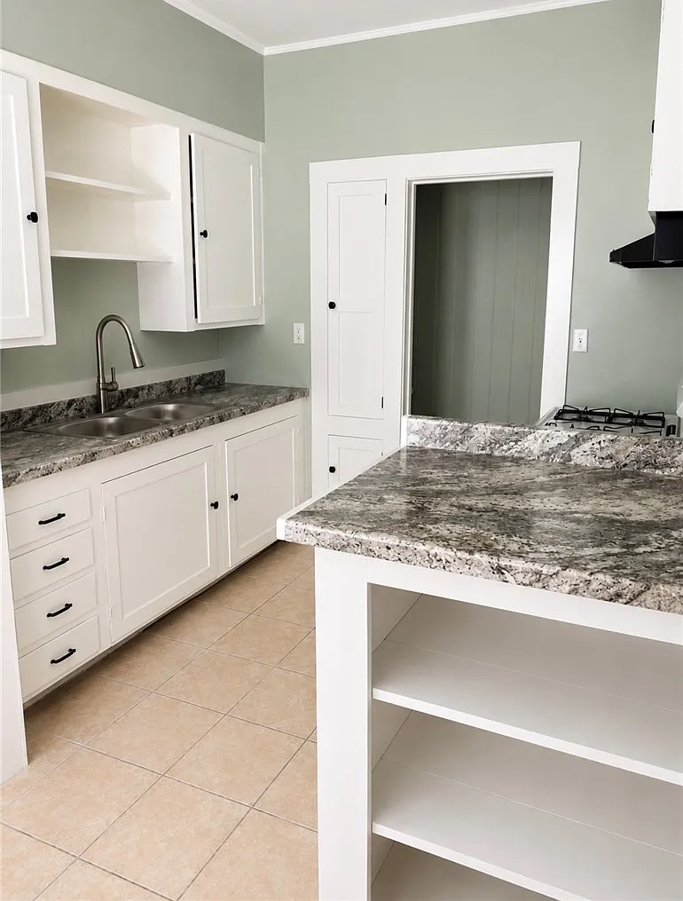 1 bed, 1.0 bath, 1042 sqft, $850 — Photo 3
