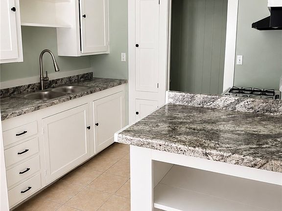 3rd image of 730 W Alice Ave #2