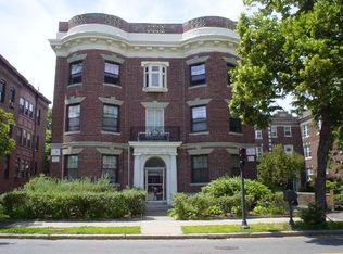 48 Babcock St APT 1, Brookline, MA 02446