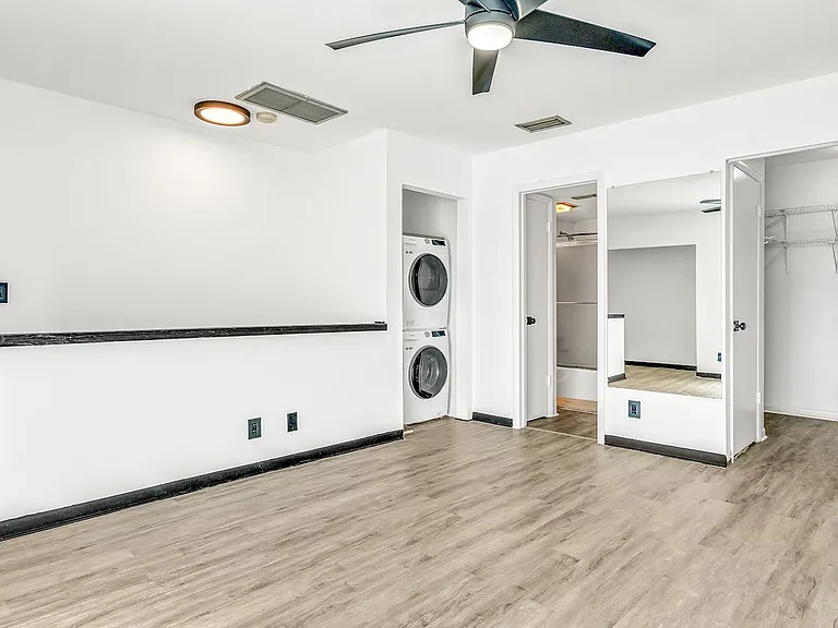8800 Bardmoor Blvd #12 — Photo 18