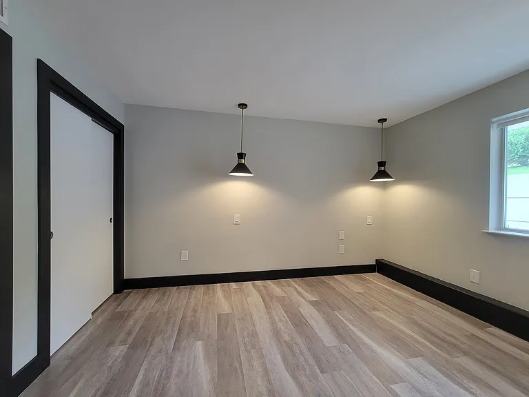 8-12 South Blvd #102 — Photo 4