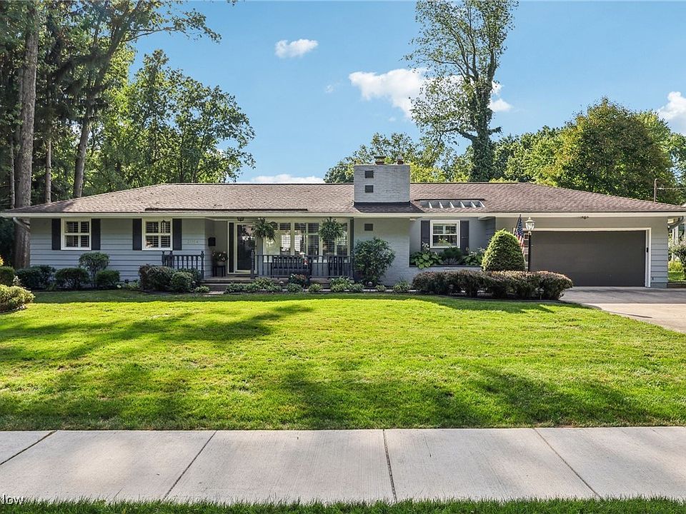 1st image of 3054 Englewood Dr