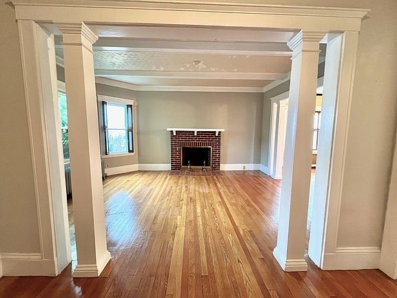 2nd image of 60 Nichols St