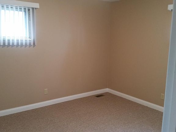 5th image of 1143 E Central Ave