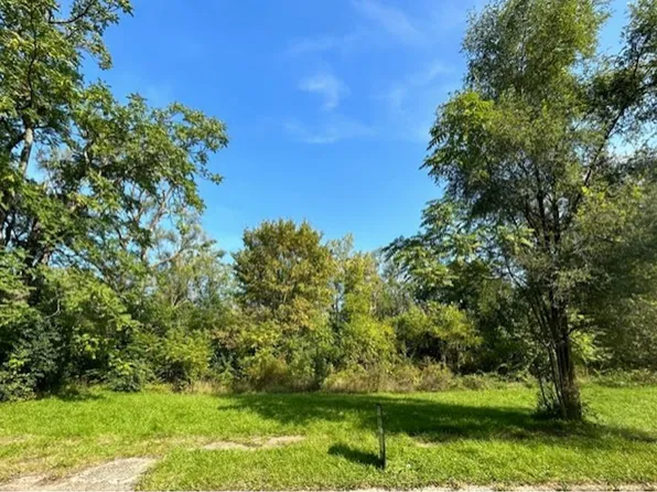 421 E Lorado Ave, Flint, MI 48505