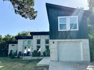 11106 Lakeside Dr, Jonestown, TX 78645