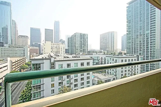 600 W 9th St #1103 — Photo 26