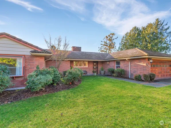 12605 Shorewood Drive SW, Burien, WA 98146