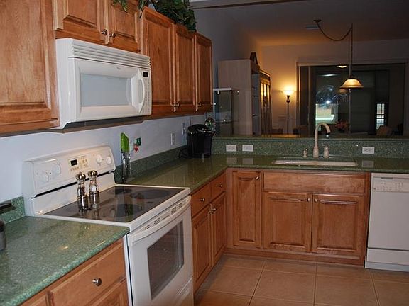 4th image of 3521 Home Town Ln