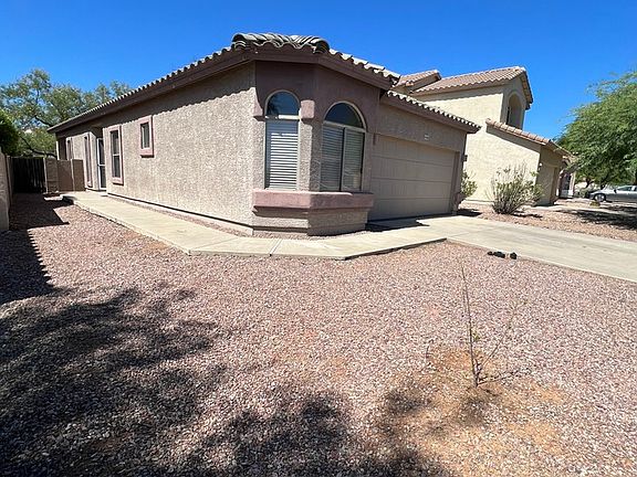 3rd image of 446 E Camino Rancho Cielo