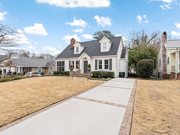 2nd image of 102 E Augusta Pl