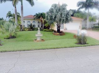 2902 SE Eagle Dr, Port Saint Lucie, FL 34984