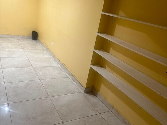 5th image of 18 Highland St #1