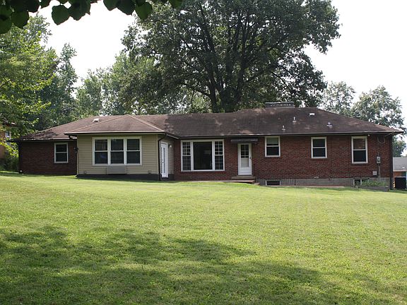 4th image of 10043 Elise Dr