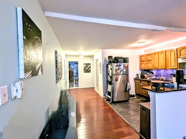 282 22nd Street 2 image 3 of 21