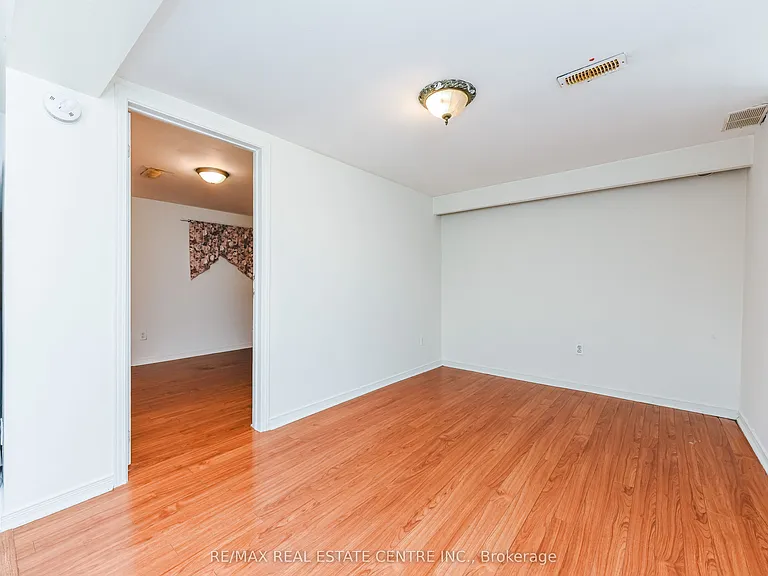 45 Autumn Blvd #LOWER — Photo 7