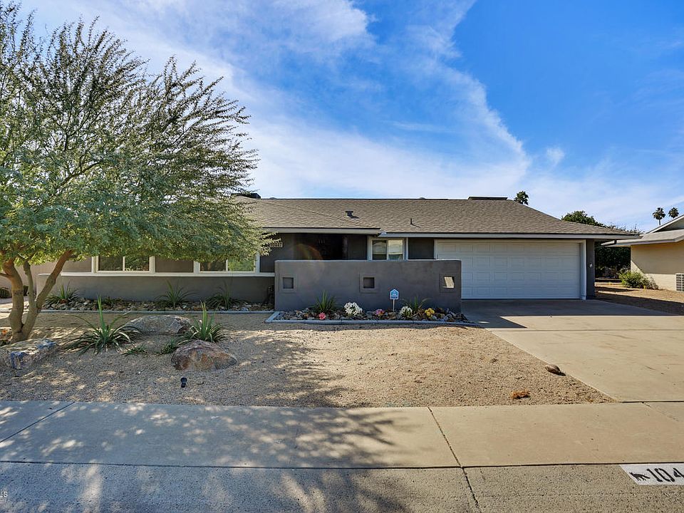 1st image of 10447 W Bolivar Dr