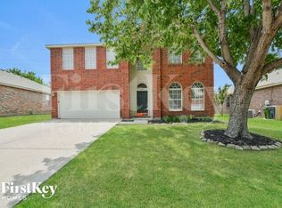 1325 River Ridge Rd, Roanoke, TX 76262