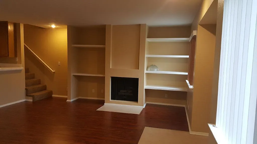 2 bed, 2.5 bath, 1150 sqft, $2,395 — Photo 1