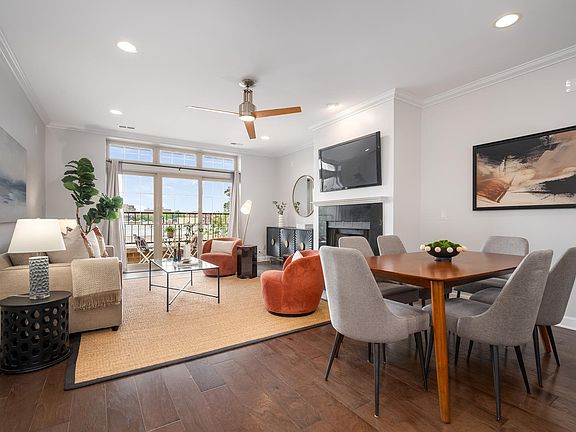 2nd image of 1347 N Ashland Ave APT 2N