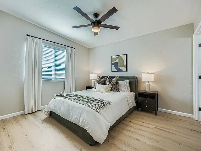 1221 E Broadmor Dr — Photo 7