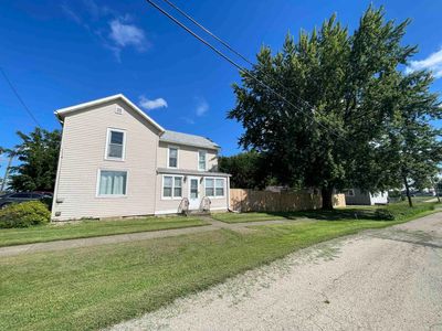 313 N Main St, Pearl City, IL, 61062