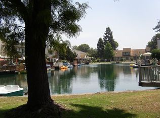 1611 Edgewater Ln, Camarillo, CA 93010