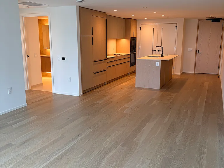 333 Ward Ave #911 — Photo 13