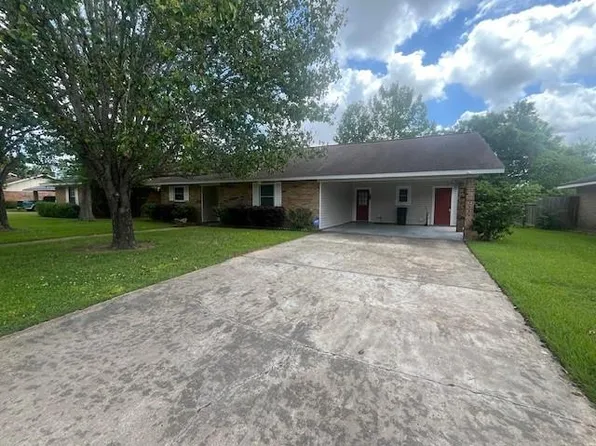6205 Deerfield Dr, Alexandria, LA 71301