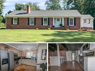 1264 Us Hwy 21, State Road, NC 28676