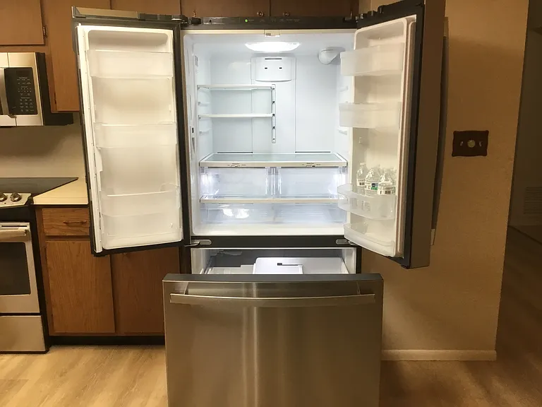 4518 Linwood St — Photo 23