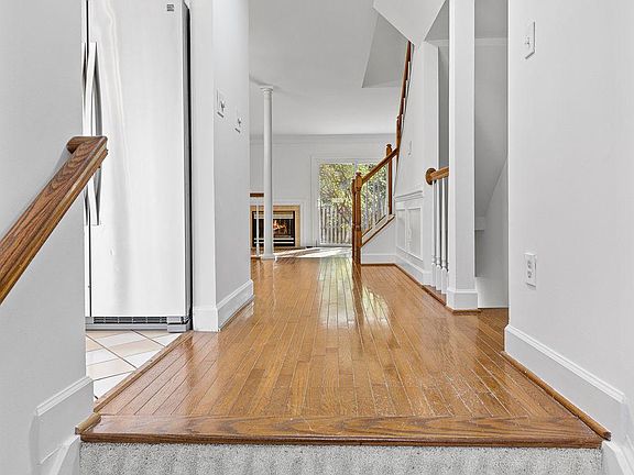 4th image of 7711 Pott Ct