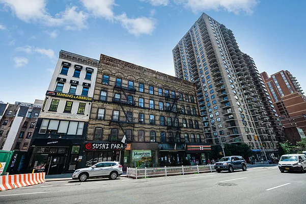 Rented by Aryeh Realty | media 21