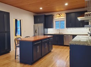 1029 8th St, Hudson, WI 54016