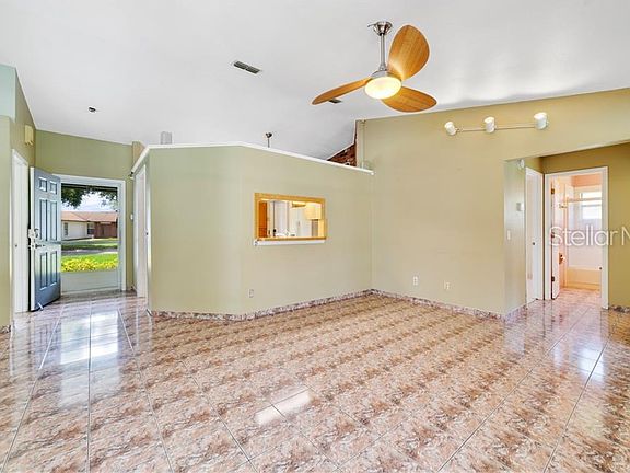 4th image of 2459 Whispering Maple Dr